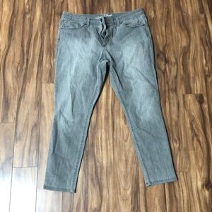 Universal threads grey jeans size 16